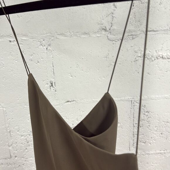 Tobi Khaki Backless Spaghetti Strap Top NWOT - Size XS - Picture 3 of 4